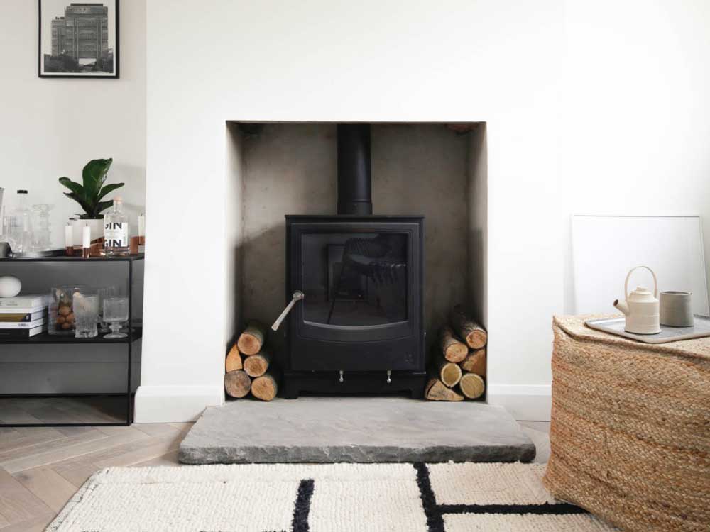 Farringdon Medium Eco Stove unlit in modern room
