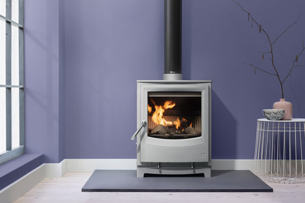 Farringdon stove in Mist Grey with violet room